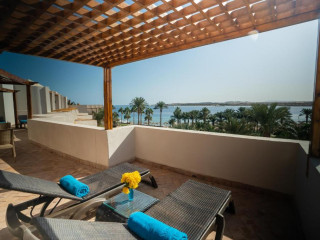 Fort Arabesque - The West Bay (Adults Only 16+)