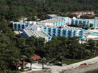 FORTEZZA BEACH RESORT