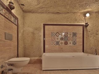 Fosil Cave Hotel