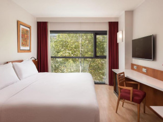 Four Points by Sheraton Barcelona Diagonal