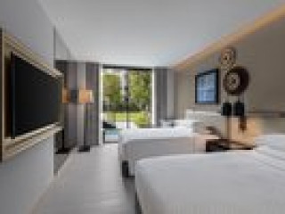 Four Points by Sheraton Phuket Patong Beach Resort