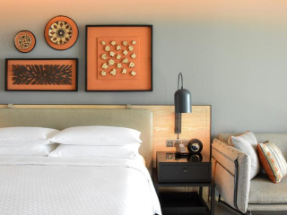 Four Points by Sheraton Phuket Patong Beach Resort