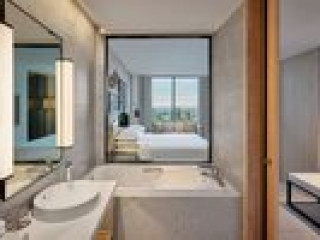 Four Points by Sheraton Phuket Patong Beach Resort