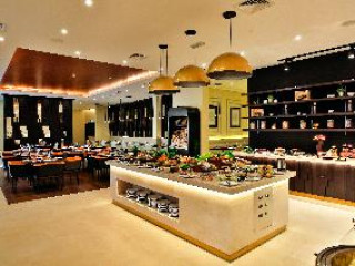 Four Points by Sheraton Production City, Dubai