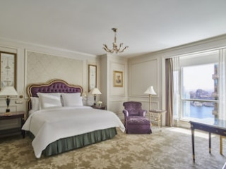 FOUR SEASONS FIRST RESIDENCE