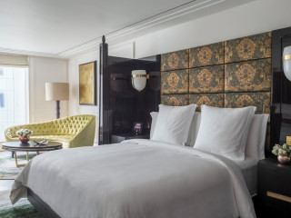Four Seasons Hotel London at Tower Bridge