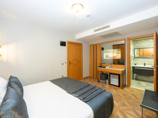 Freya Luxury Hotel