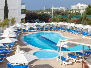 Gaia Sun N Blue Hotel