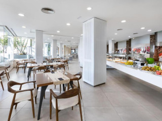 GALA ALEXANDRE HOTEL