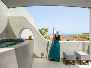 Galaria Luxury Suites