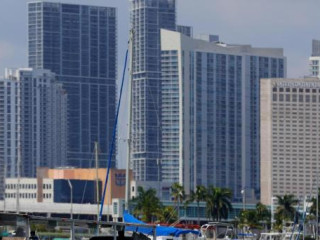 Gale South Beach, Curio Collection By Hilton