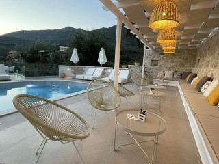 Gallery Suites Parga