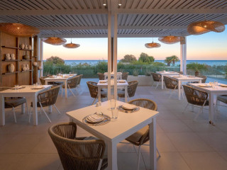 Gennadi Grand Resort