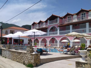 Giannis Studios Alykes