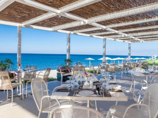 GIANNOULIS - GRAND BAY BEACH RESORT