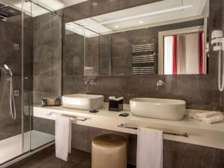 Gioberti Art Hotel