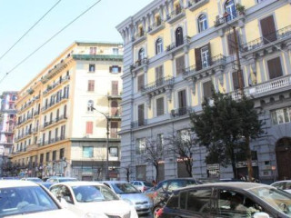 Giuly Suites & Rooms