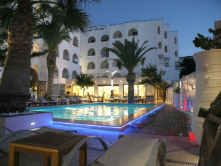 GLAROS BEACH