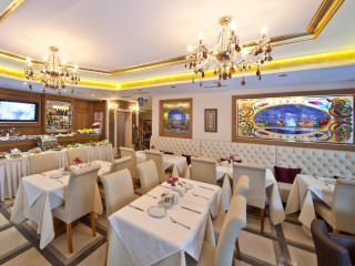 GLK Premier Acropol Suites And Spa