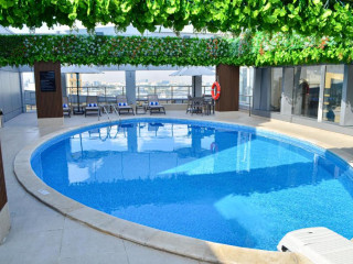 Gloria Hotel & Suites Doha