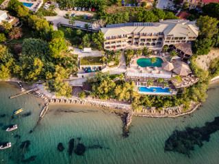 Gloria Maris Hotel Suites & Villas