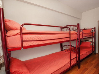 Gökçe Pansiyon - Men Only