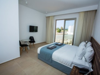 GOLD LAGOON KOSHER HOTEL