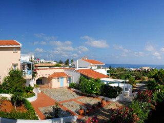 Golden Dream Apartments