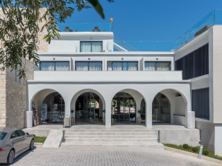 Golden Mare Resort