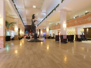 GOLDEN PARNASSUS RESORT AND SPA