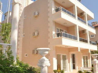 GOLDEN STAR HOTEL