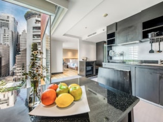 GOLDEN TULIP MANDISON SUITES