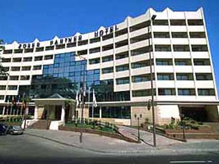 GOLDEN TULIP NARMER PYRAMIDS