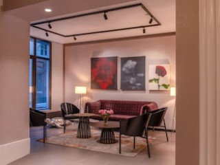 GOLDEN TULIP OPERA DE NOAILLES