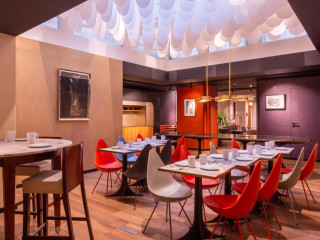 Golden Tulip Opera De Noailles