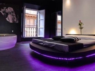 GOOD LIFE VIA VENETO