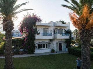 GORGONA MEDHOTELS