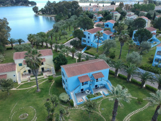 Govino Bay