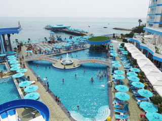 Granada Luxury Beach Avsallar