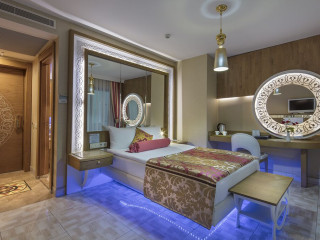 GRANADA LUXURY OKURCALAR