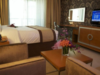 Grand Bellevue Hotel Apartment