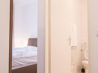 Grand Central Studio Apartments