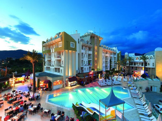 GRAND CETTIA HOTEL