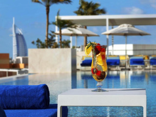 Grand Cosmopolitan Hotel