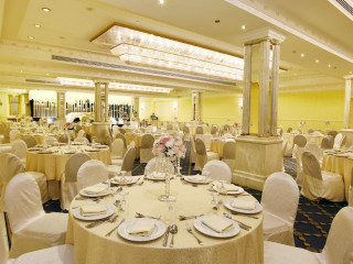 Grand Excelsior Hotel Deira (formerly Sheraton Deira)