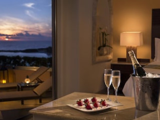 U BY GRAND FIESTA AMERICANA