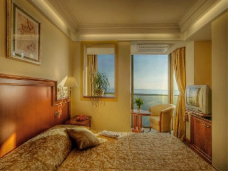 Grand Hotel Adriatic I ( Opatija - Istria)