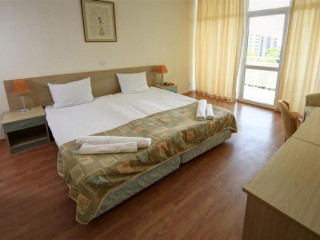 Lichnos Bay Village Hotel