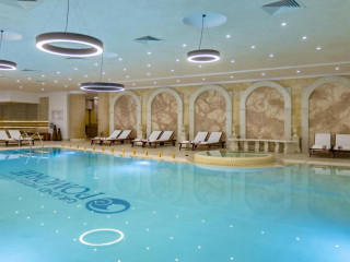 CRYSTAL BOUTIQUE BEACH RESORT