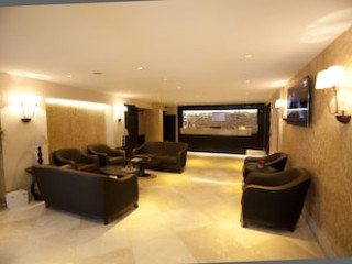 GRAND LALELI